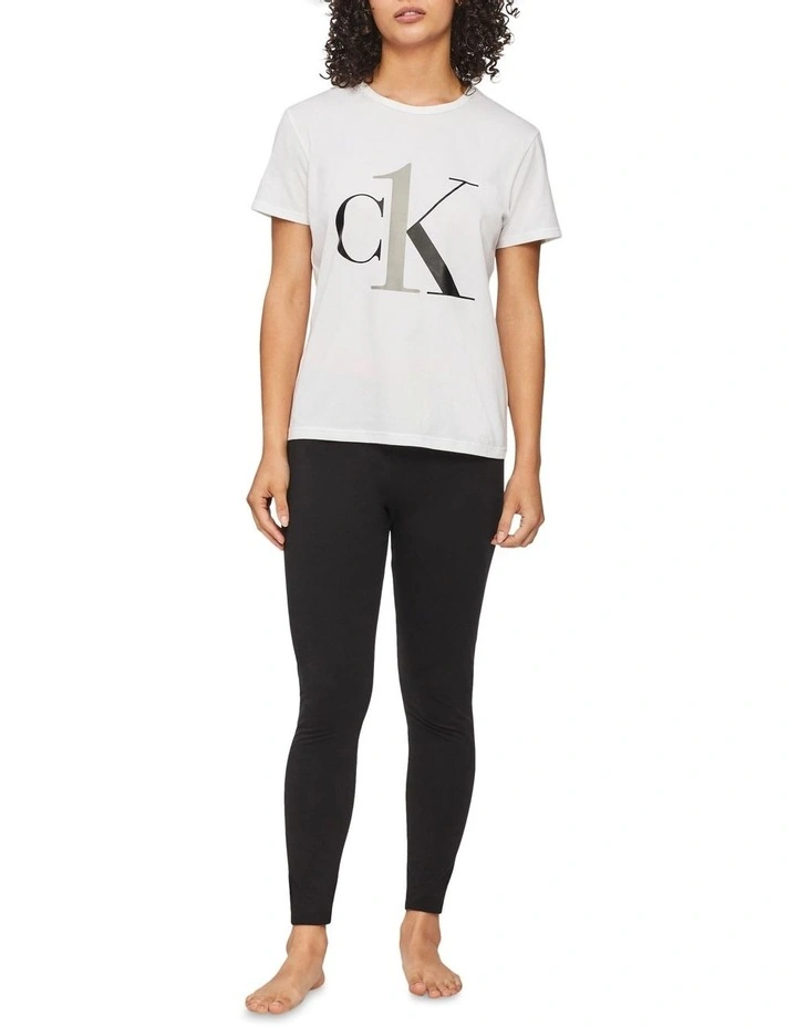 New ๐ Calvin Klein Ck One Sleep Short Sleeve Crew Neck T-Shirt In White ๐ 3 New ๐ Calvin Klein Ck One Sleep Short Sleeve Crew Neck T-Shirt In White ๐