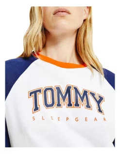 Best reviews of π₯ Tommy Hilfiger Colour-Blocked Long Sleeve Pyjama T-Shirt Yale In Navy π₯ 7 Best reviews of π₯ Tommy Hilfiger Colour-Blocked Long Sleeve Pyjama T-Shirt Yale In Navy π₯ -sleepwear-robes Sales unnamed file 1122