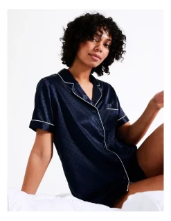 Best reviews of 😉 Chloe & Lola Jacquard Spot Satin Short Sleeve PJ Set In Navy 🧨 -sleepwear-robes Sales unnamed file 1163