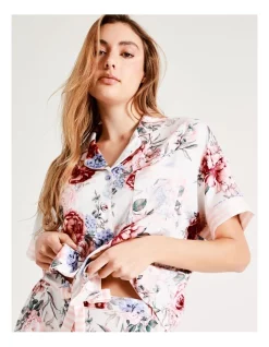 Brand new 🤩 Chloe & Lola New Pebbled Satin Short Sleeve PJ Top In White Multi 🧨 -sleepwear-robes Sales unnamed file 1286