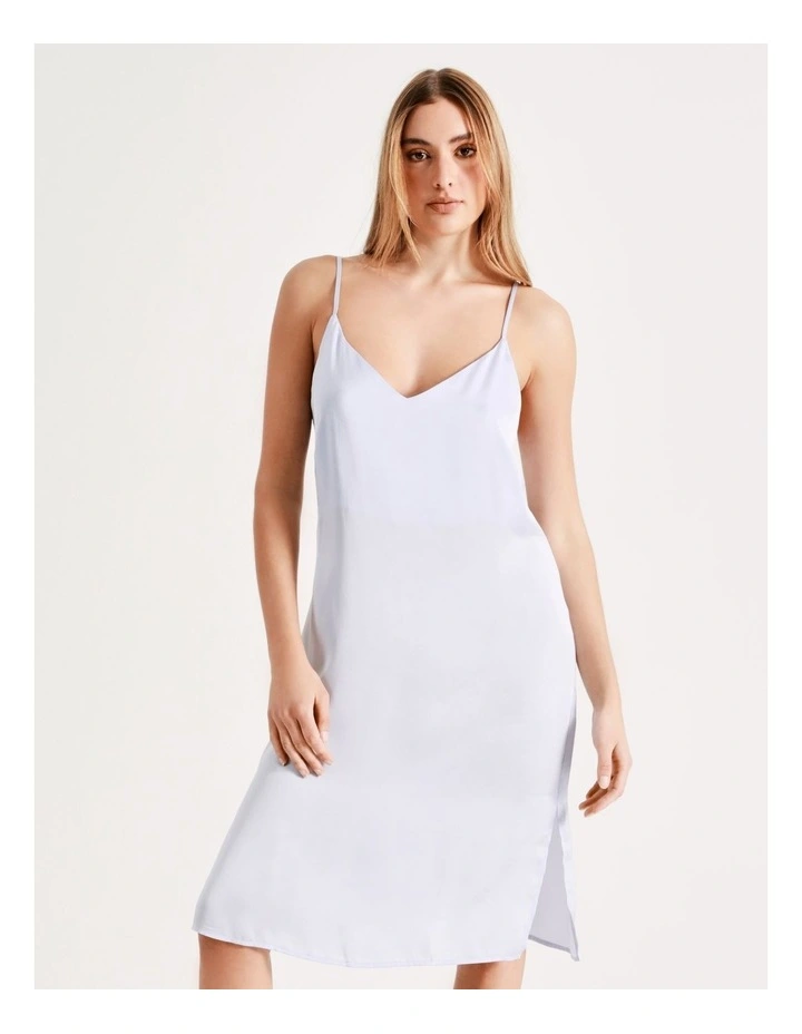 Budget β Chloe & Lola π¨ Hammered Satin Chemise In Blue π€© 3 Budget β Chloe & Lola π¨ Hammered Satin Chemise In Blue π€©