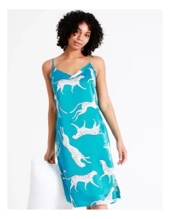 Budget 🎉 Chloe & Lola Satin Chemise In Teal 🔔