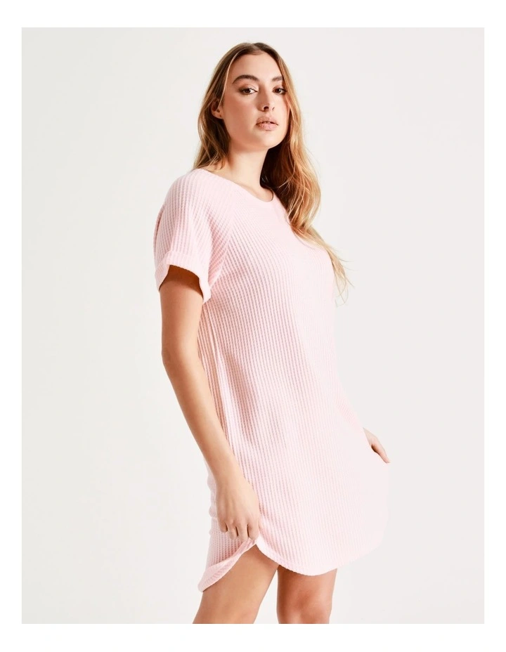Budget 𧨠Chloe & Lola Waffle Short Sleeve Nightie In Pink 𧨠8 Budget 𧨠Chloe & Lola Waffle Short Sleeve Nightie In Pink 𧨠- Image 6