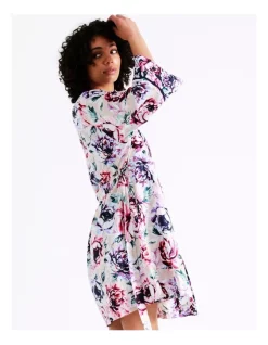 Brand new 🥰 Chloe & Lola Flat Satin Ladder Lace Robe In Champagne 😍 -sleepwear-robes Sales unnamed file 2011